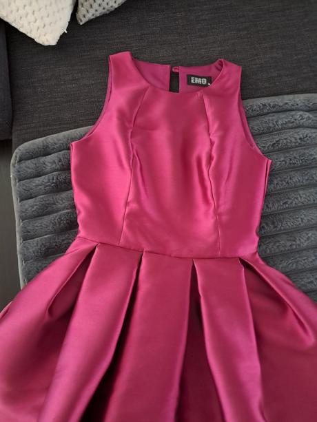 Dievčenské šaty, 34