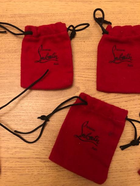 Christian louboutin vrecka male, 