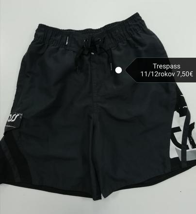 Čierne kraťasy trespass, 152