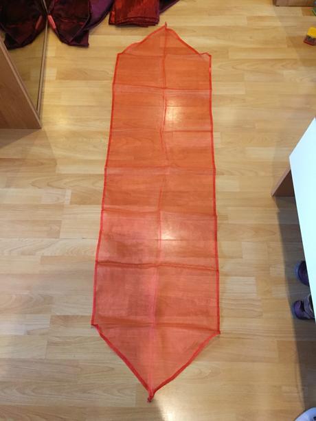 Zavesy+obrusy+vankuse,