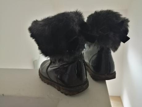 Cizmicky s kozusinkou, next,24