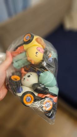 Autíčka na skrutkovanie, 