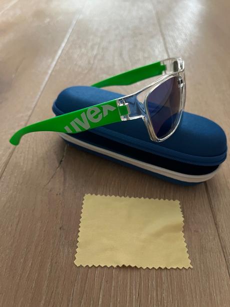 Detské slnečné okuliare uvex sportstyle 508, 