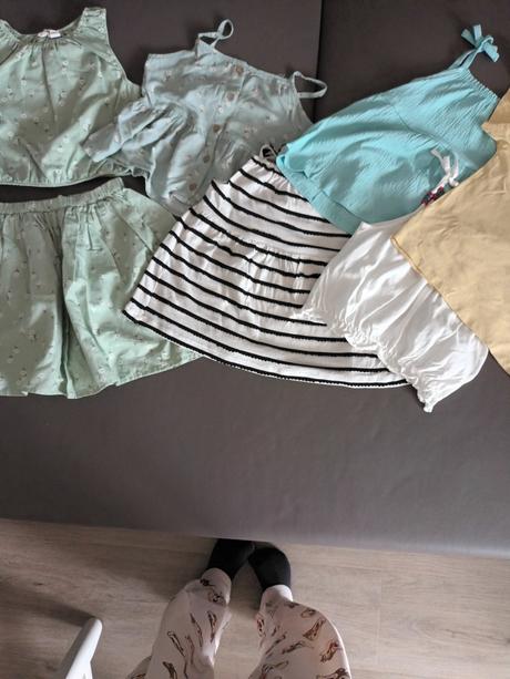 Balík letného oblečenia122, 122–134