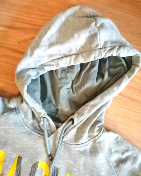 Mikina jack&jones, veľ. m, darujem, m