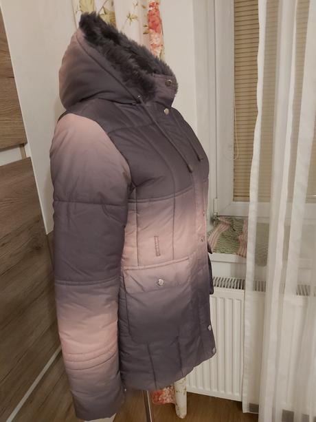 Zimna bunda, s