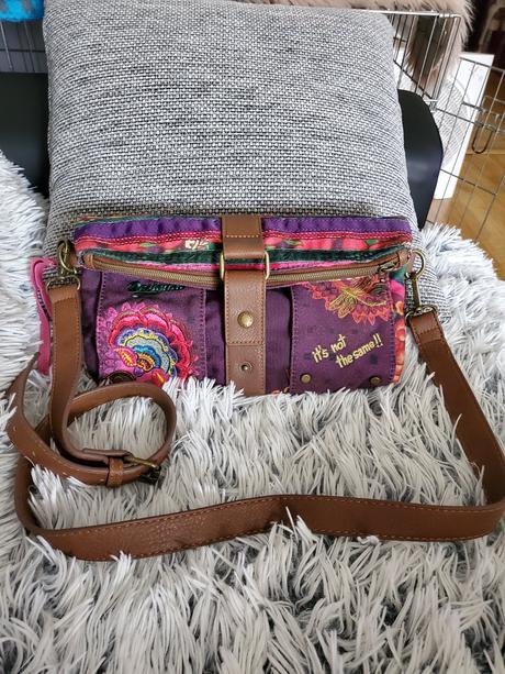 Dámska kabelka, desigual