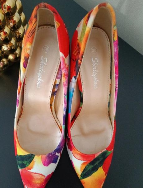 Farebné lodičky, 38