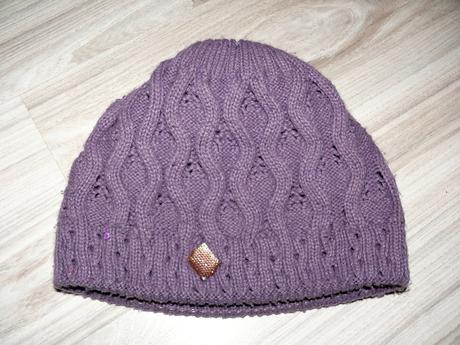 Fialová ciapka-uni, 