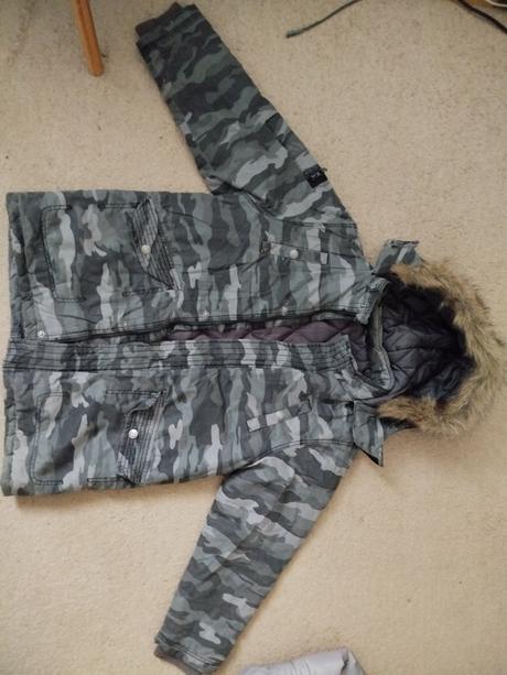 Chlapčenské bundy na 13 r., 158