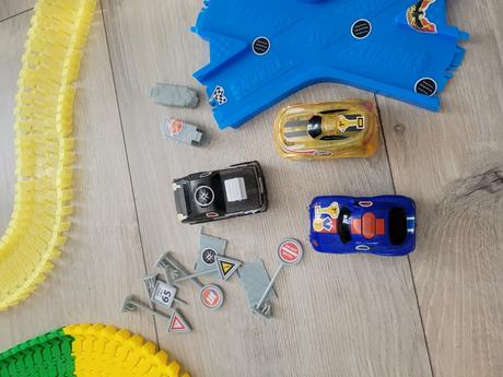 5 m dráha s 3 autíčkami, 