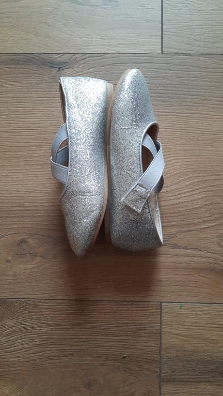 Spolocenske topanky, sinsay,27