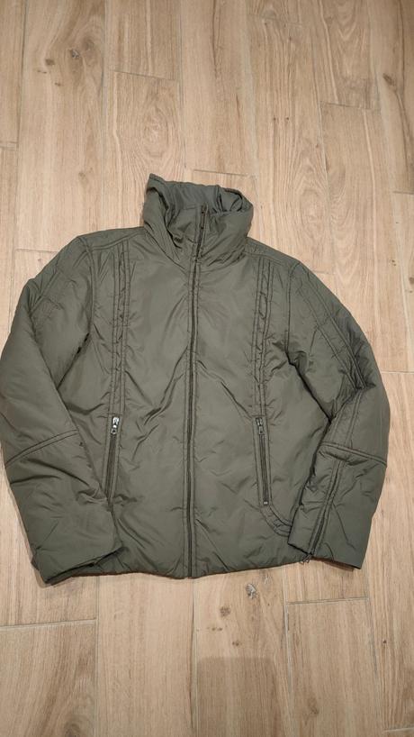 Prechodná bunda, 42