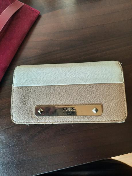 Guess penazenka, guess