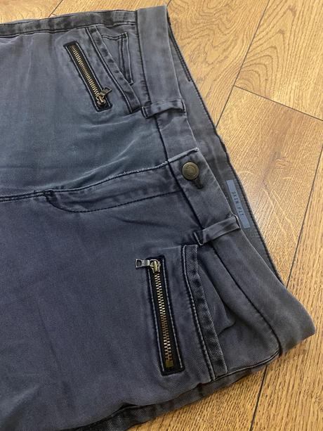 Trištvrťové rifľové nohavice - elastické, 38