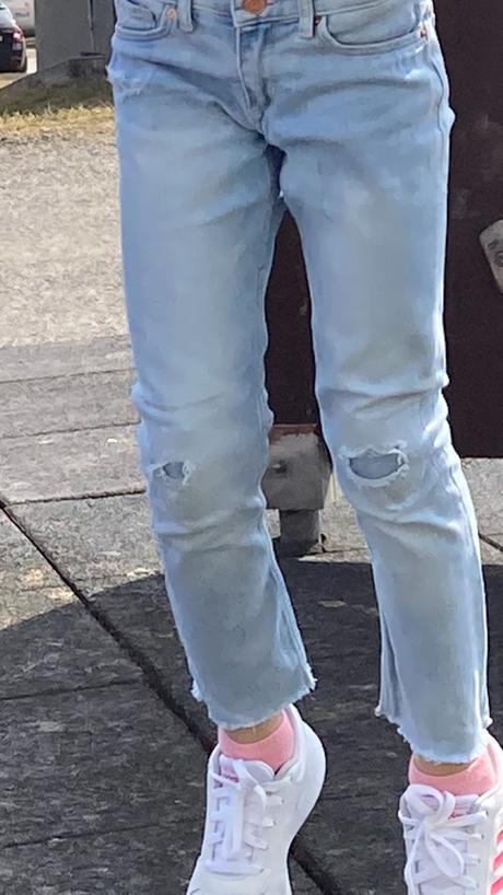 Moderné vyšúchané rifle, h&m,122