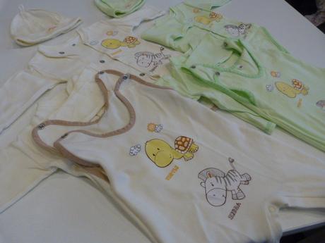 Sety pre dvojčatá do porodnice, 56