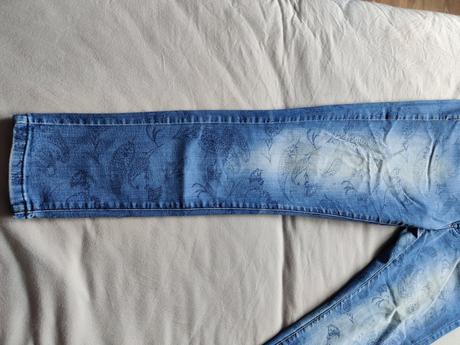 Dievčenské rifle, kik,38