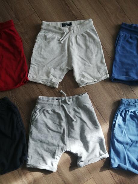 Kraťasy, reserved,110