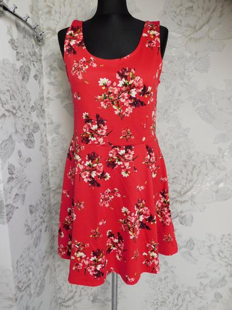 Velmi pekne šaty, h&m,40