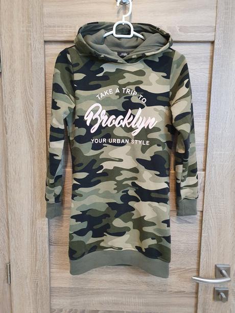 Predĺžená mikina, chapter young,146