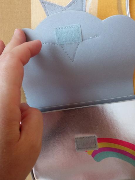 Dievčenská metalízová kabelka s hviezdičkou,