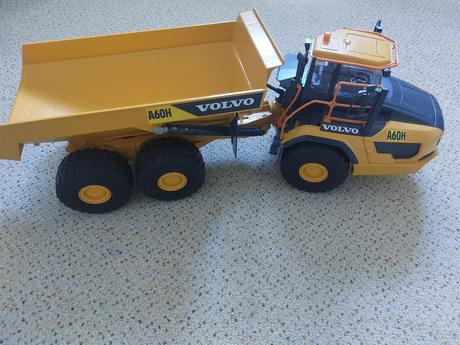 Nakladač volvo a60- auto, 
