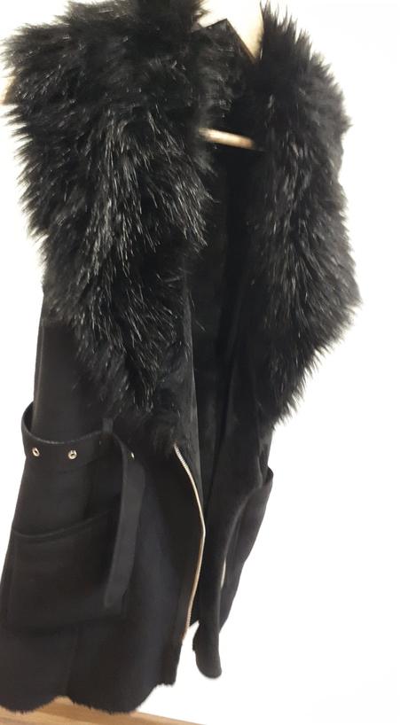 Vesta s kozušinou   s/m/l, f&f,m