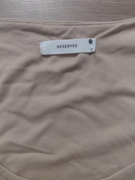 Krasne tielko reserved, reserved,s
