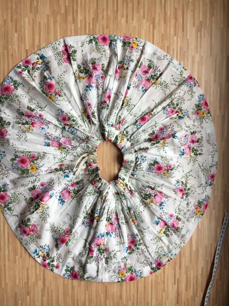 Kvietkovana kruhova sukienka, next,68