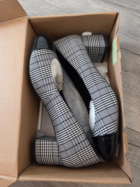 Lodičky s lakovanou špičkou, next,41