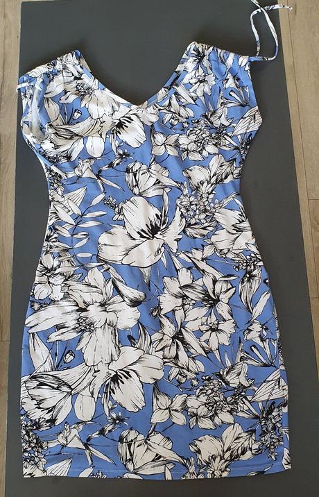 Modro kvietkovane šaty, yessica,m