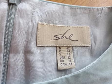 Bledomodré letne saty, 42