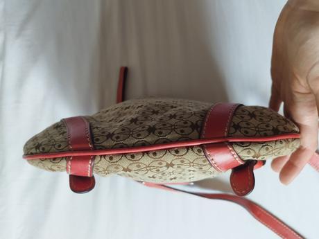 Kabelka coccinelle, coccinelle