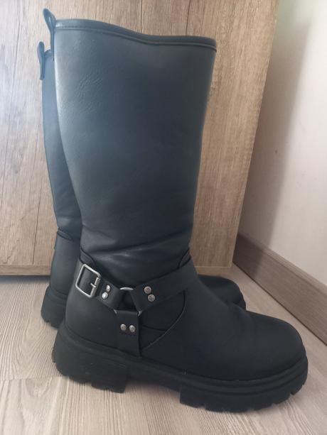 Dievčenské kožené čižmy, baťa,34