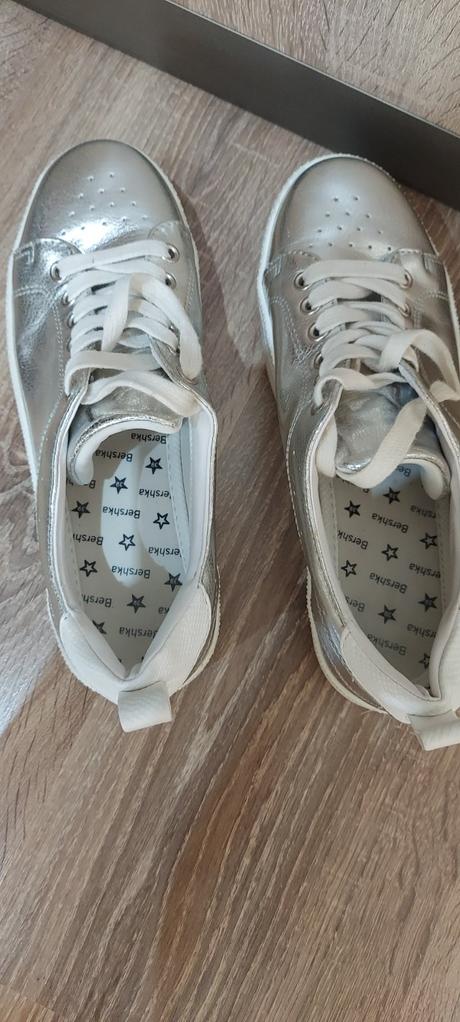 Topky na platforme bershka, bershka,39