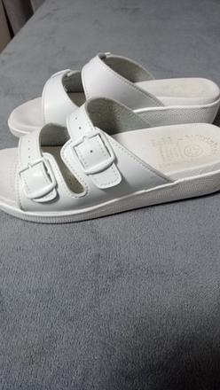 Šľapky kvalitné, 37