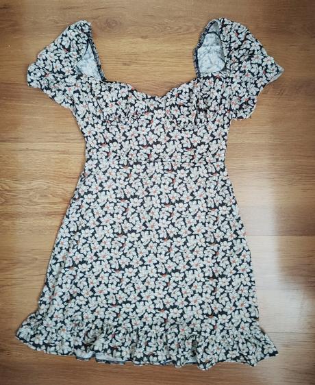 Kvietkovaný top, pull&bear,s