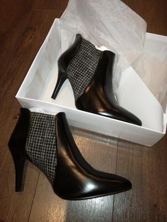 Nenosené topánky, 39