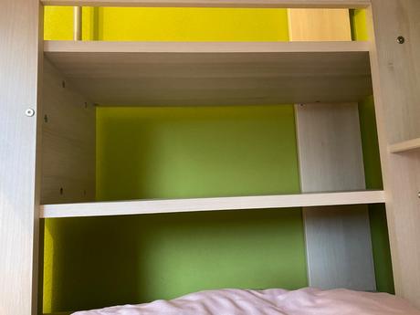 Poschodová posteľ, 