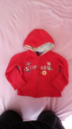 Mikinka s kapucnou, early days,86