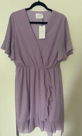Elegantné šaty, l