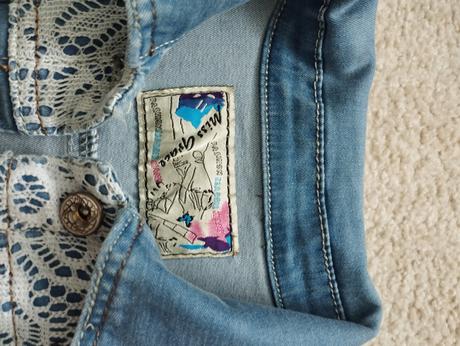 Štýlová riflová bunda s čipkou nová, m