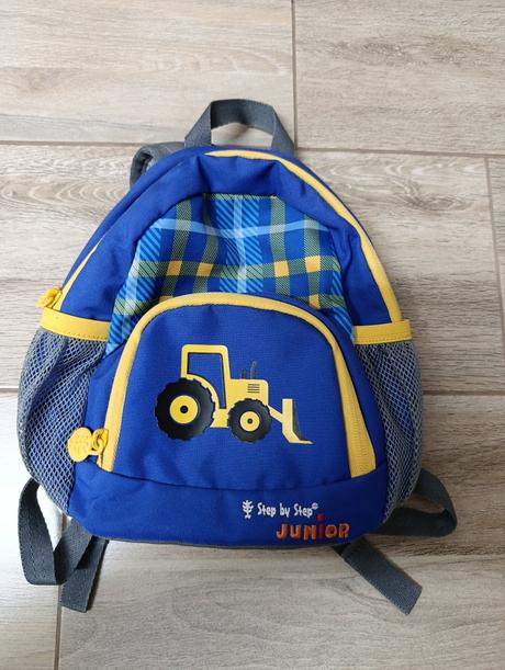 2 ruksaky marvel spiderman + traktor, 