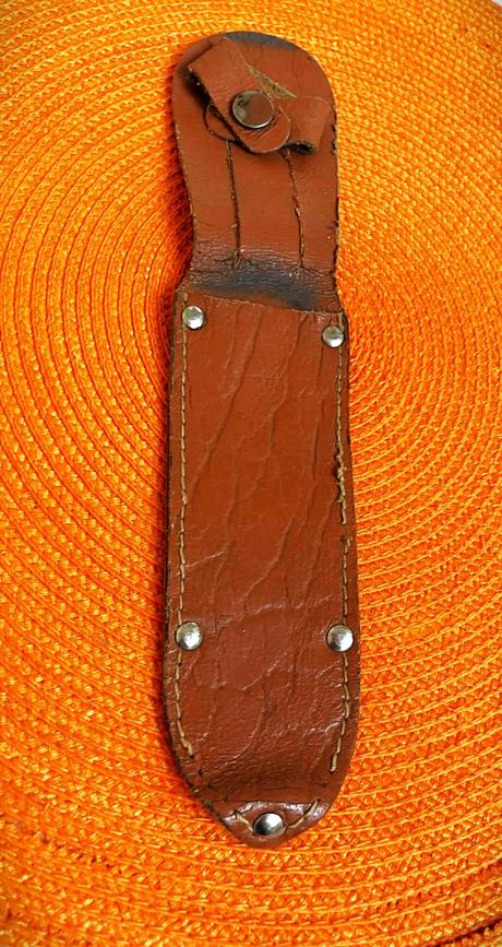 Kožené púzdro na lovecký nôž, 