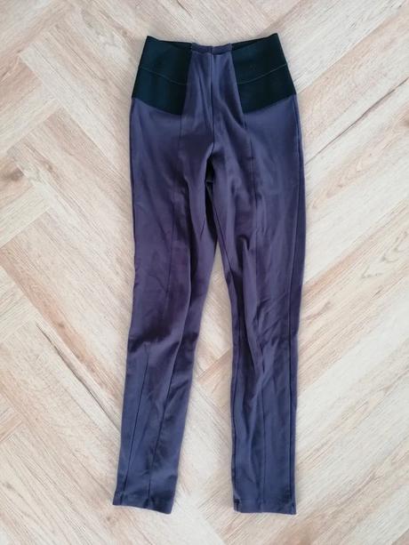 Balík oblečenia xs/s, xs