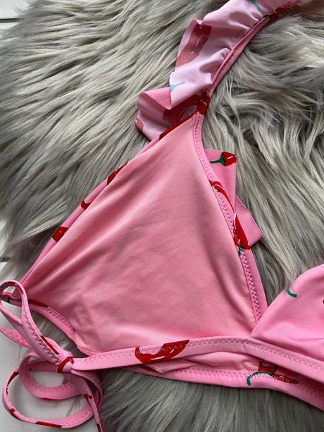 Kvalitný plavkový vrch, s