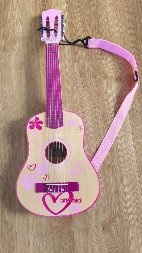 Dievčenská gitara, 