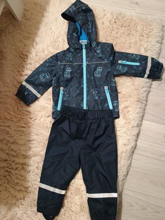 Súprava do dažďa, 74 / 80