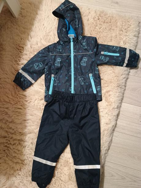 Súprava do dažďa, 74 / 80